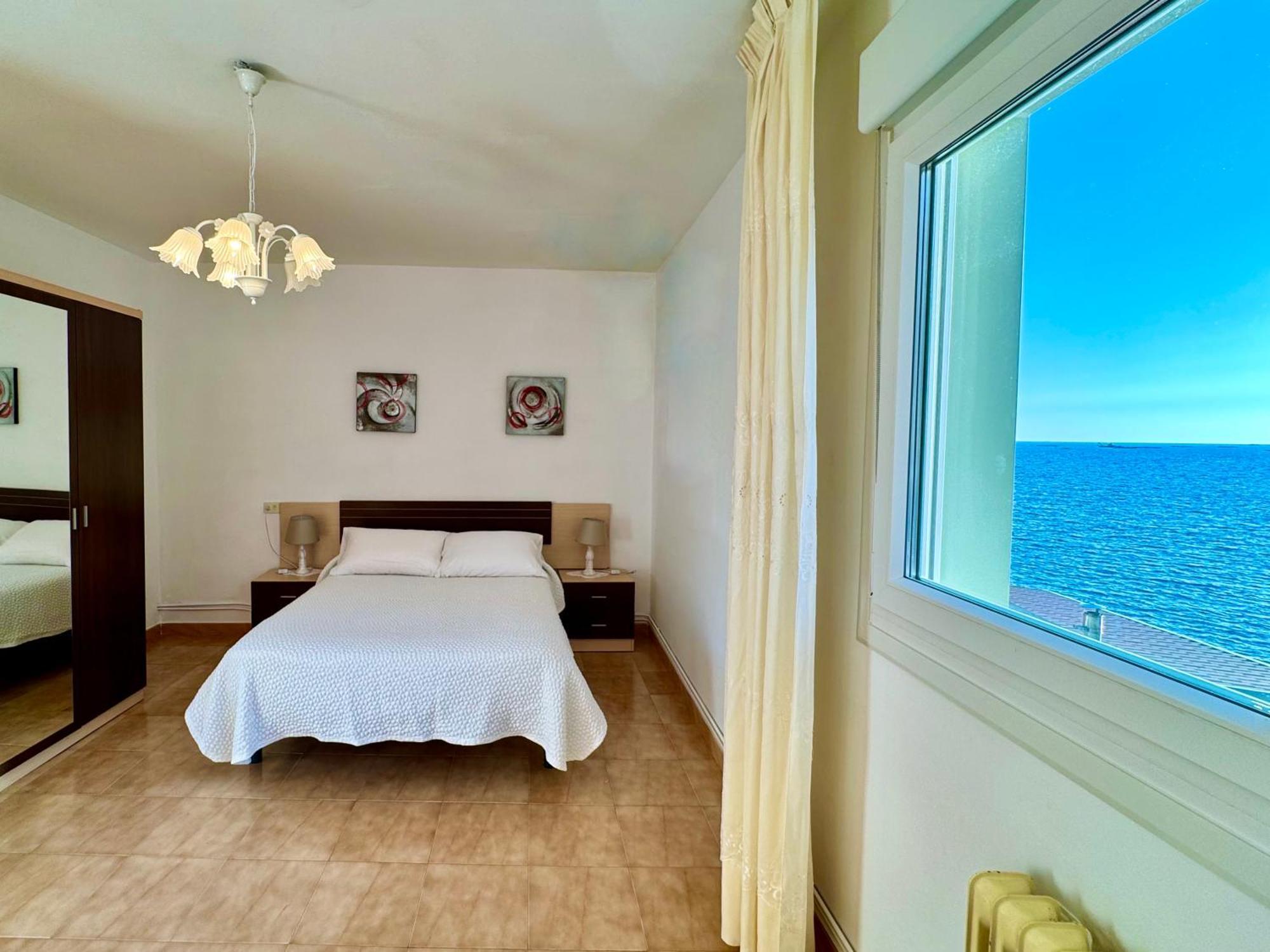 Apartamento Paseo Maritimo-A Illa De Arousa المظهر الخارجي الصورة